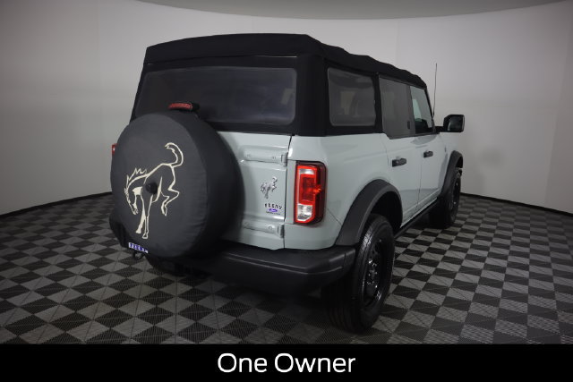 Certified 2022 Ford Bronco Black Diamond AWD/4WD image 3