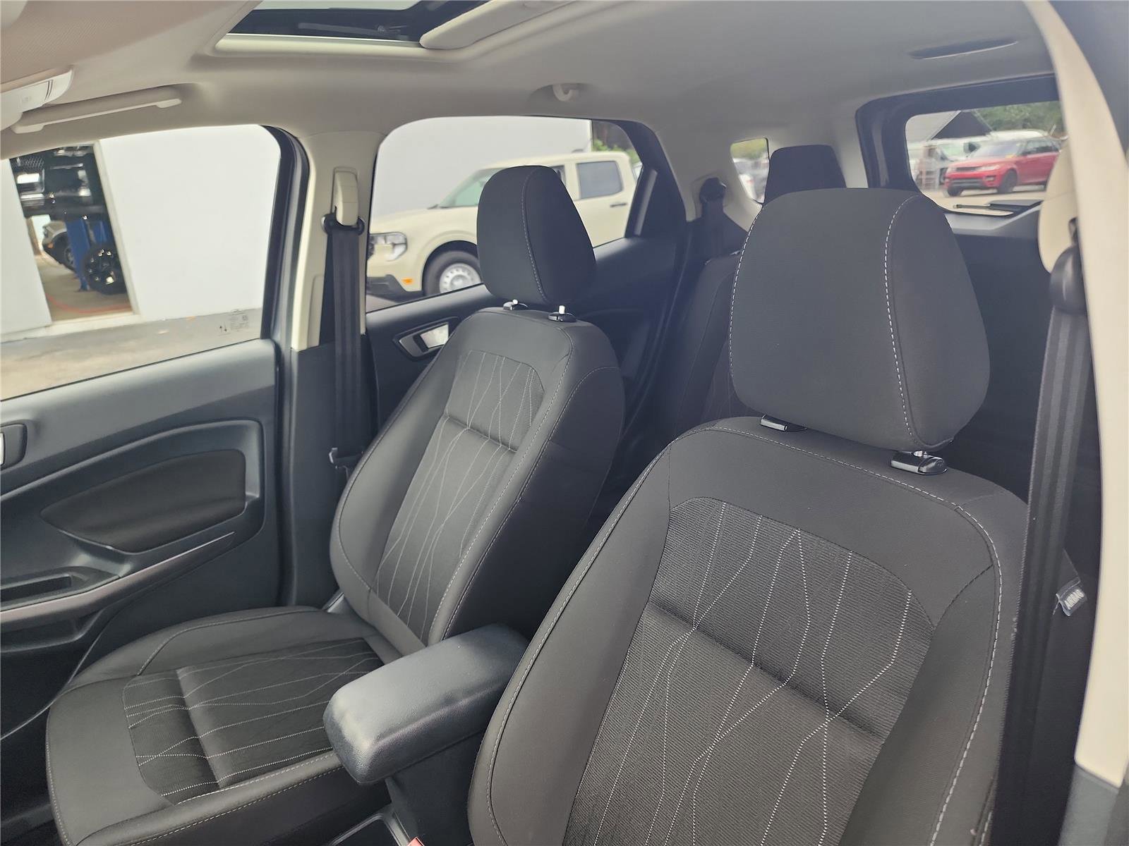 Certified 2021 Ford EcoSport SE w/ SE Convenience Package image 16