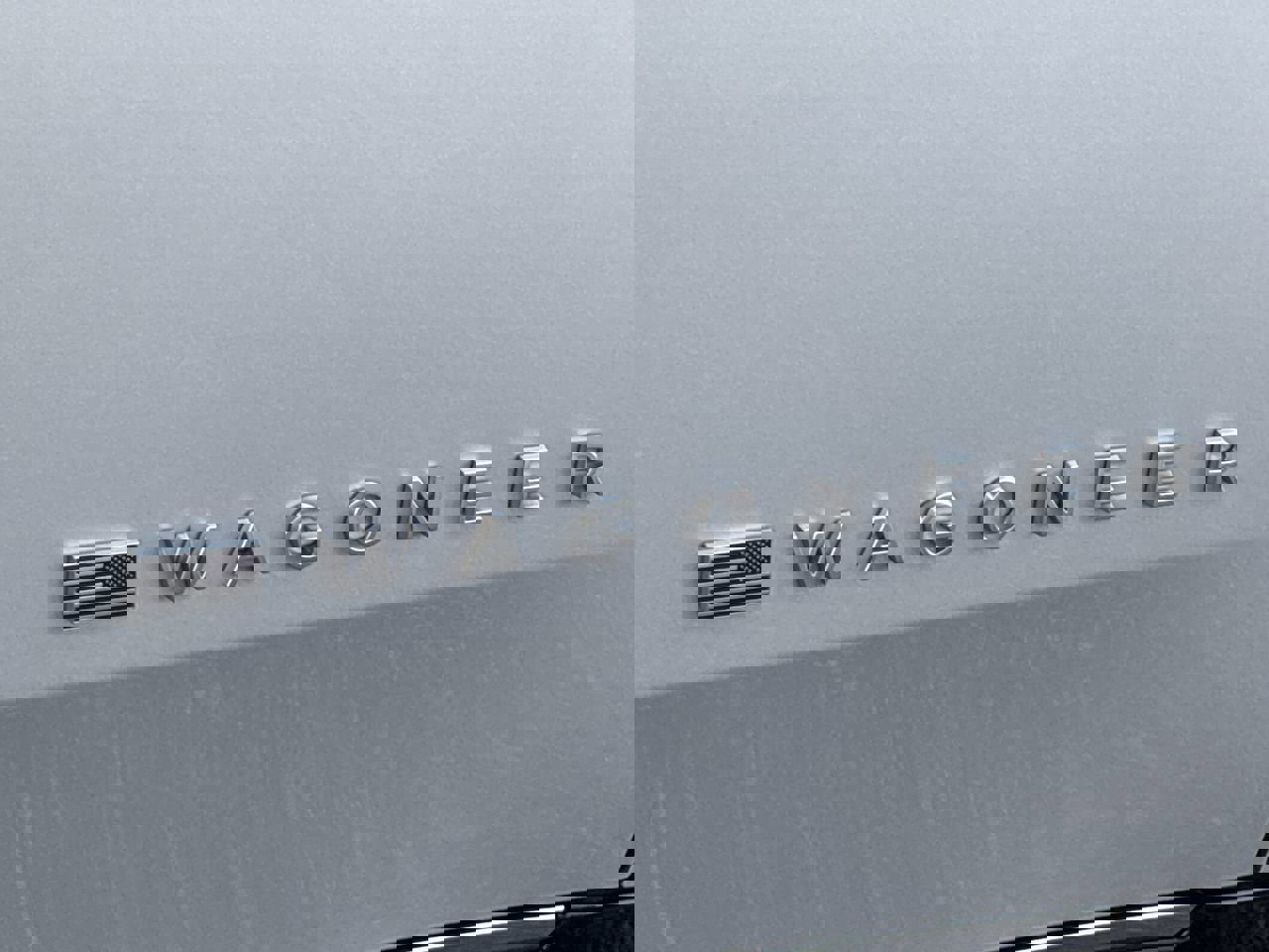 Used 2024 Jeep Wagoneer 2WD image 16