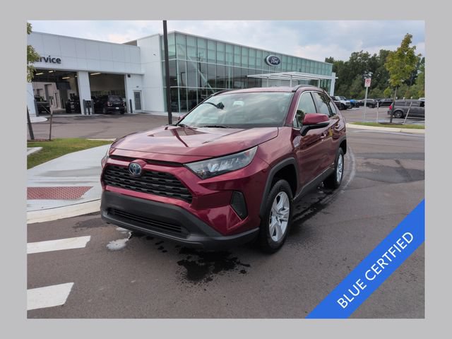 Used 2019 Toyota RAV4 LE w/ Carpet Mat Package