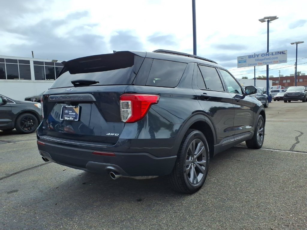 Certified 2023 Ford Explorer XLT w/ Equipment Group 202A AWD/4WD image 6