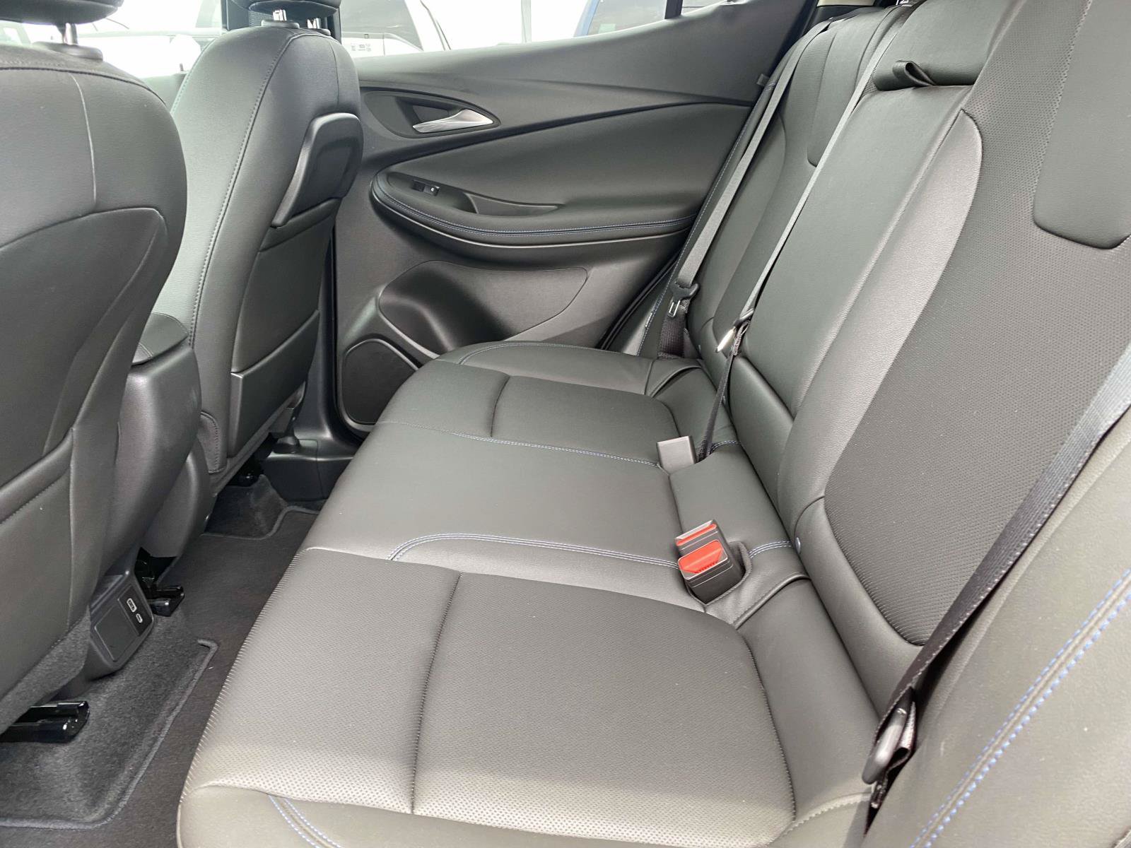 Used 2026 Buick Encore GX Sport Touring w/ Comfort Package FWD image 11