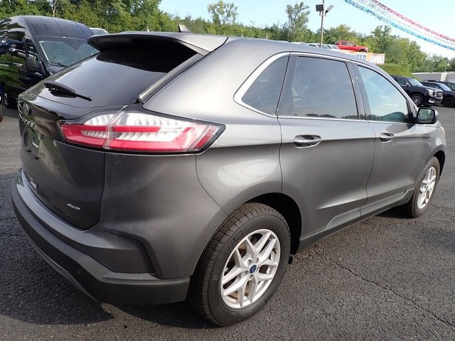 Certified 2022 Ford Edge SEL w/ Convenience Package image 4