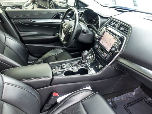 Used 2023 Nissan Maxima SL FWD image 34