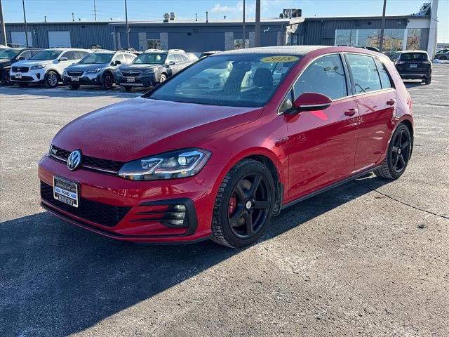 Used 2018 Volkswagen GTI SE image 2