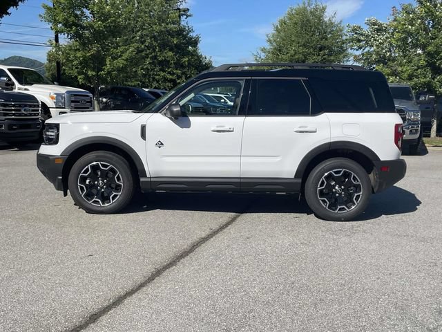Certified 2025 Ford Bronco Sport Outer Banks w/ Outer Banks Tech Package+ AWD/4WD image 2