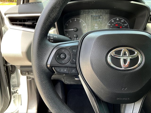 Used 2024 Toyota Corolla LE FWD image 19