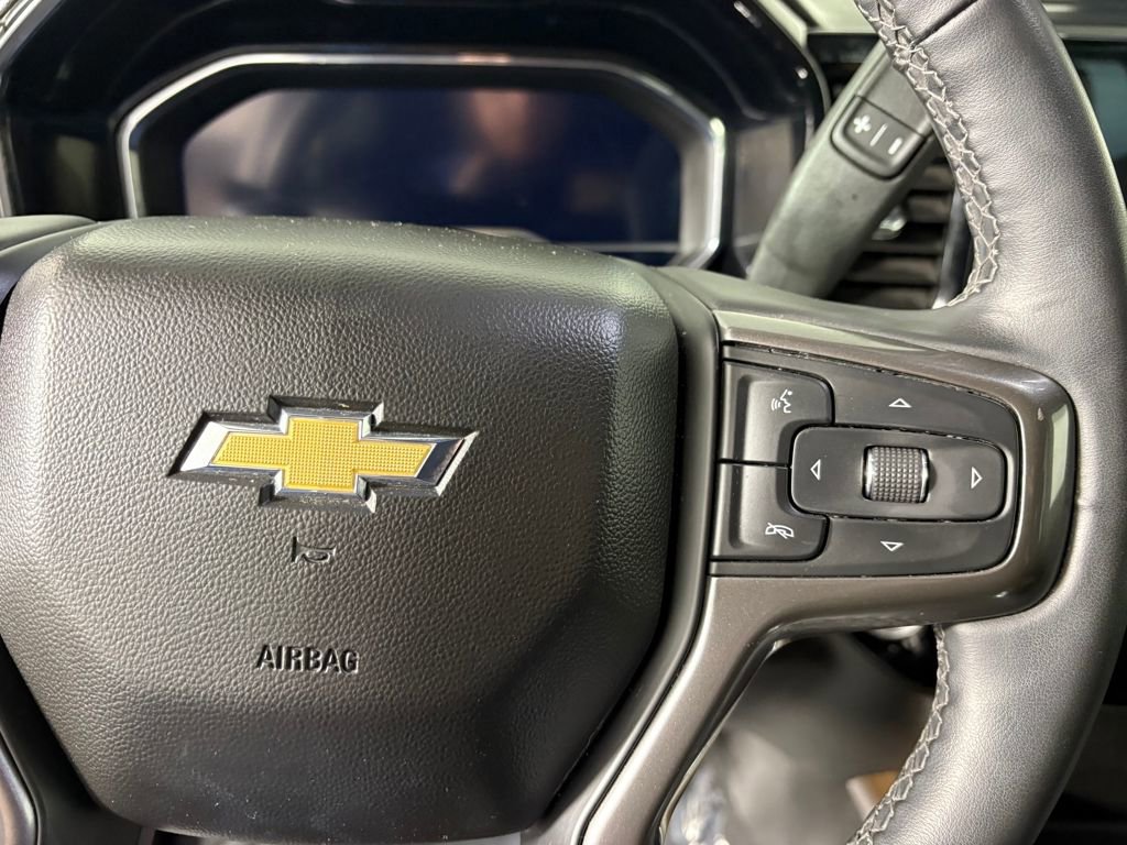 Used 2024 Chevrolet Silverado 3500 High Country image 22