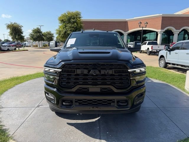 Used 2025 RAM 2500 Limited AWD/4WD image 2