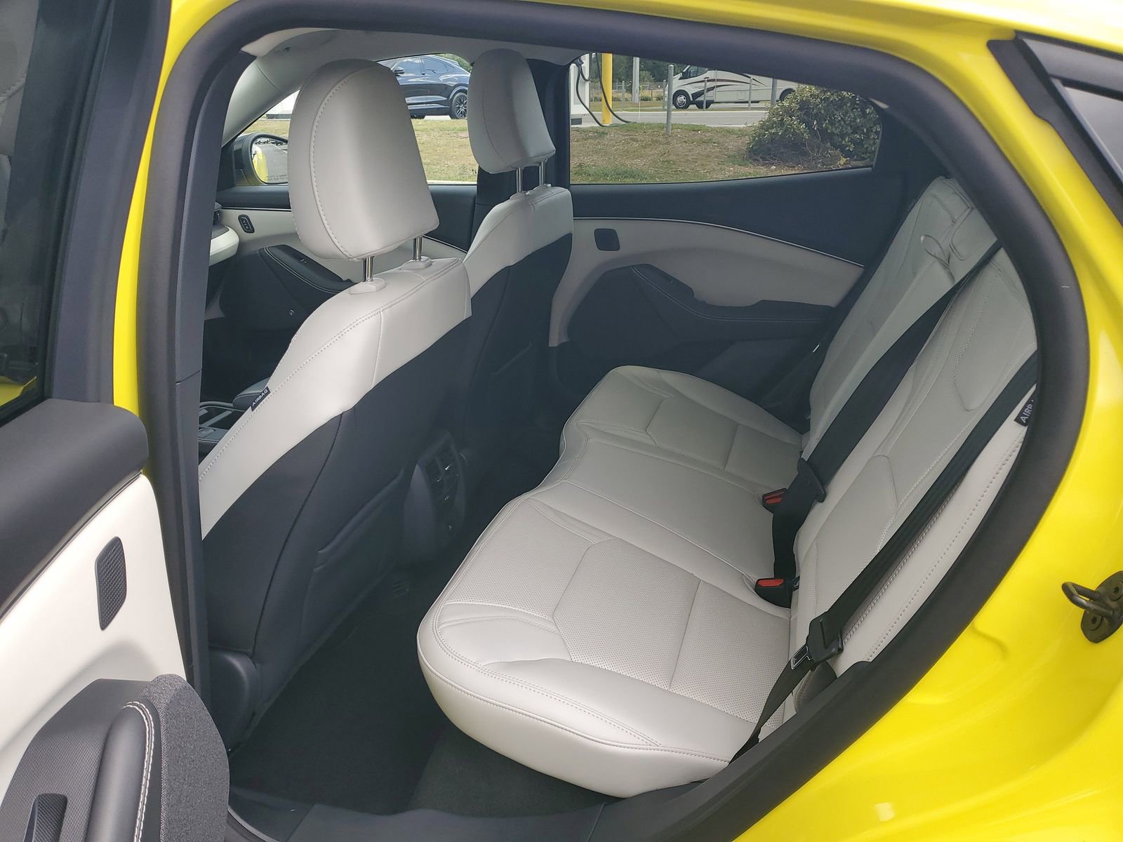 Certified 2025 Ford Mustang Mach-E Premium RWD image 11
