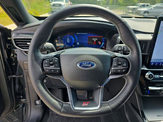 Certified 2023 Ford Explorer ST w/ Equipment Group 401A AWD/4WD image 11