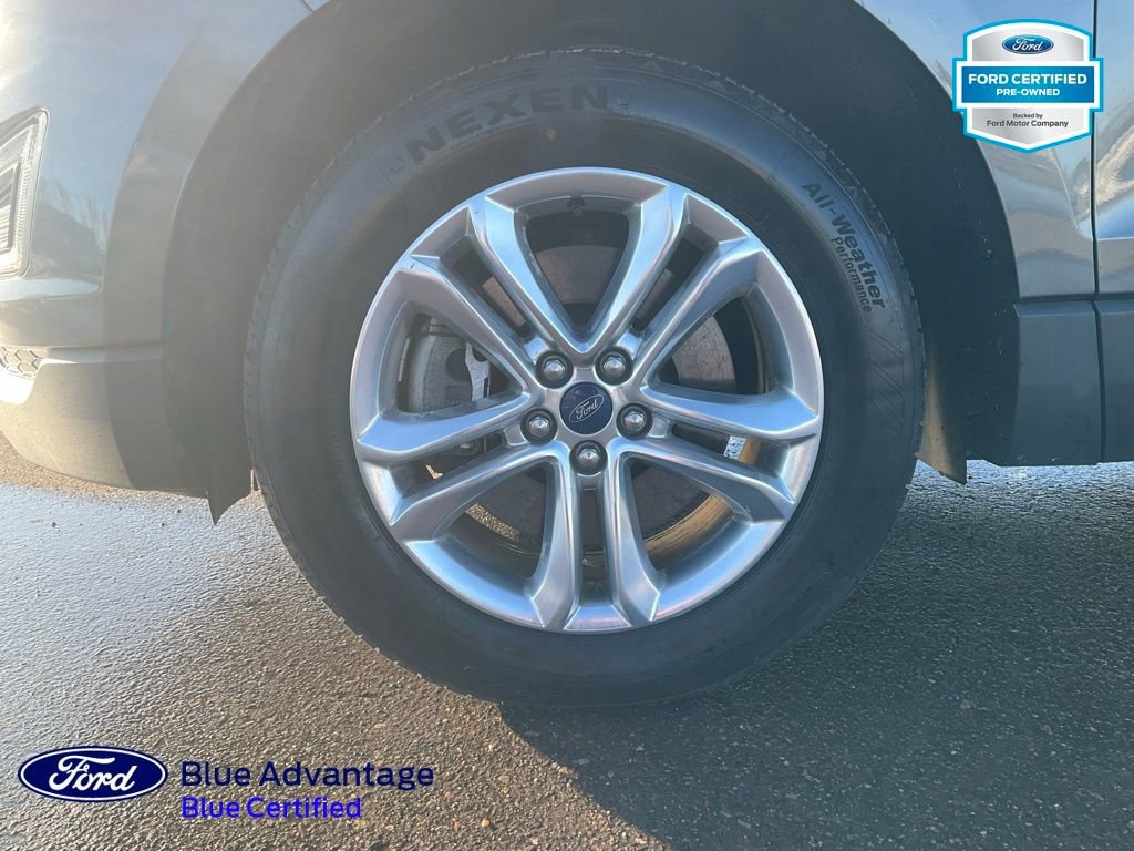 Certified 2017 Ford Edge Titanium w/ Technology Package image 28