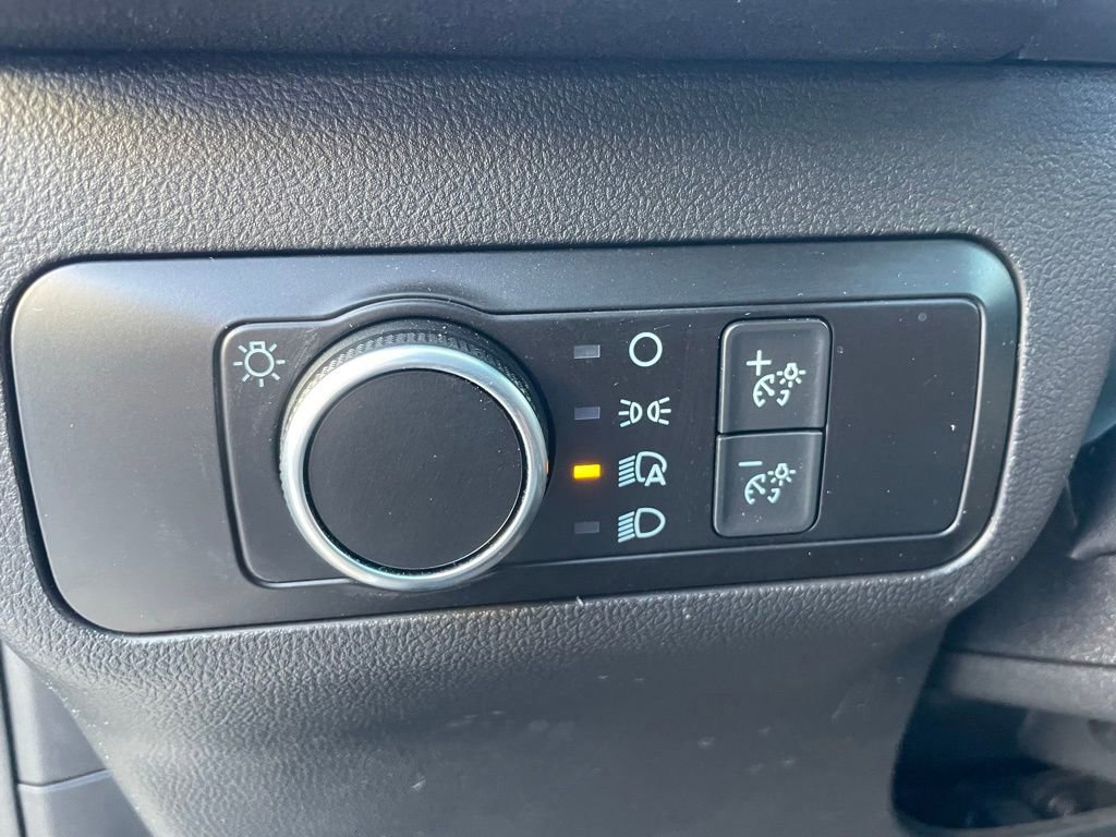 Certified 2022 Ford Escape SE w/ Cold Weather Package image 19