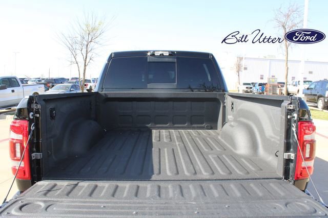 Used 2024 RAM 2500 Limited w/ Towing Technology Group image 12