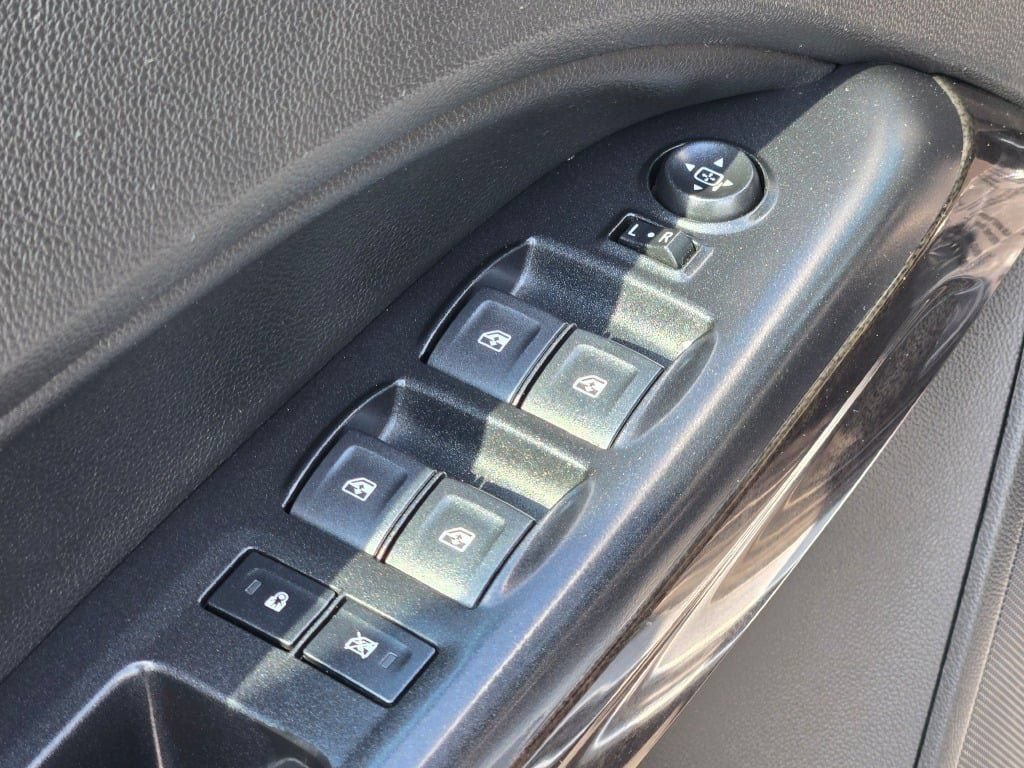 Used 2020 GMC Canyon SLE w/ Driver Alert Package AWD/4WD image 20