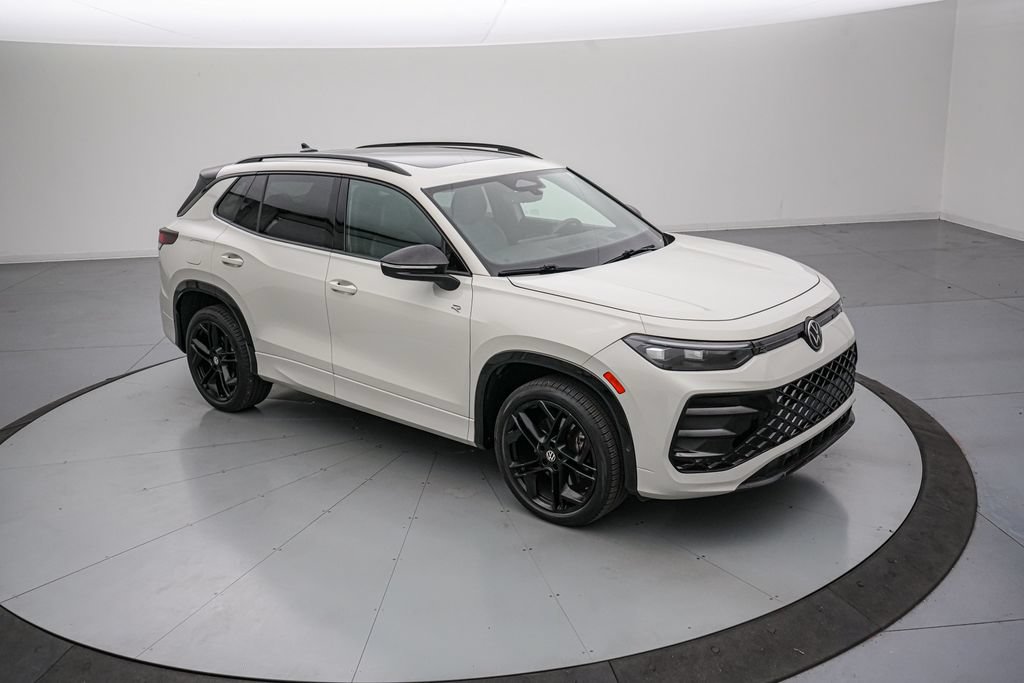 Used 2025 Volkswagen Tiguan SE R-Line AWD/4WD video 2