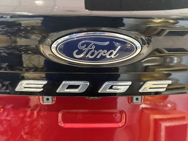 Certified 2024 Ford Edge Titanium w/ Equipment Group 301A image 30
