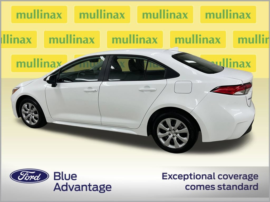 Used 2026 Toyota Corolla LE FWD image 11