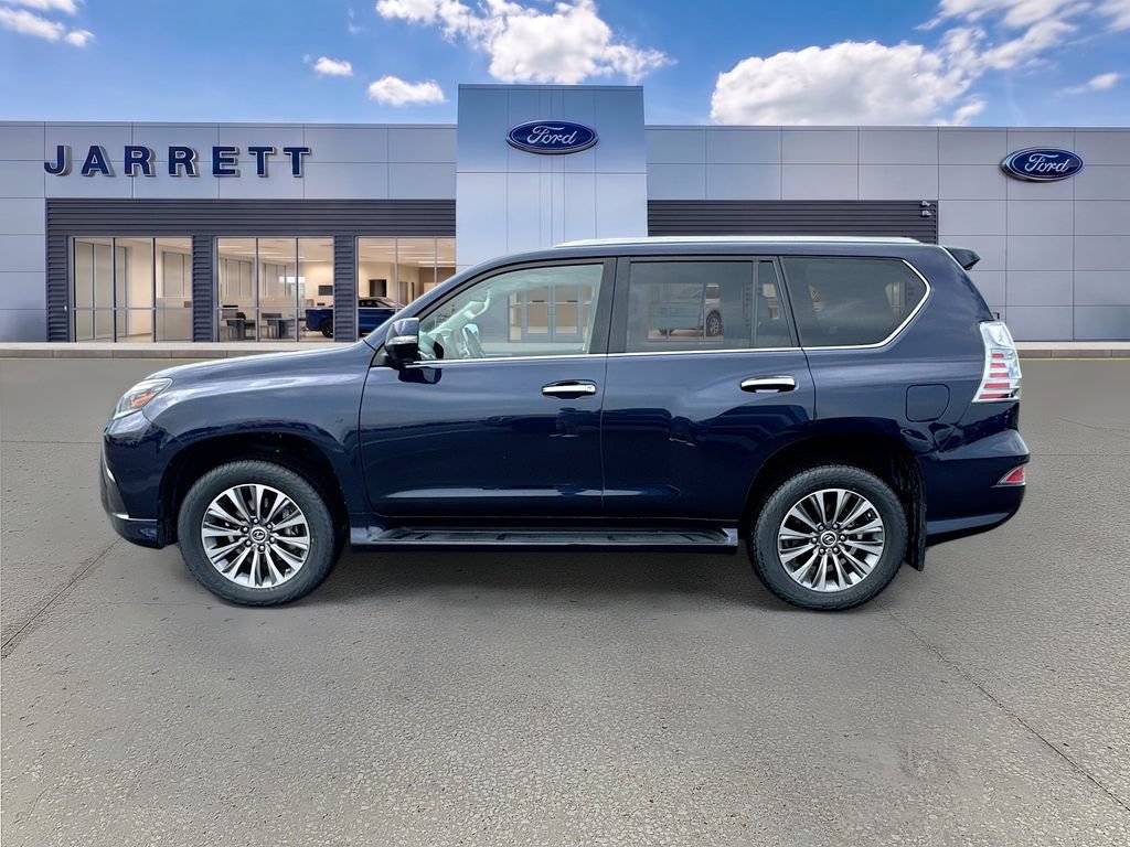 Used 2023 Lexus GX 460 Luxury w/ Accessory Package AWD/4WD image 4