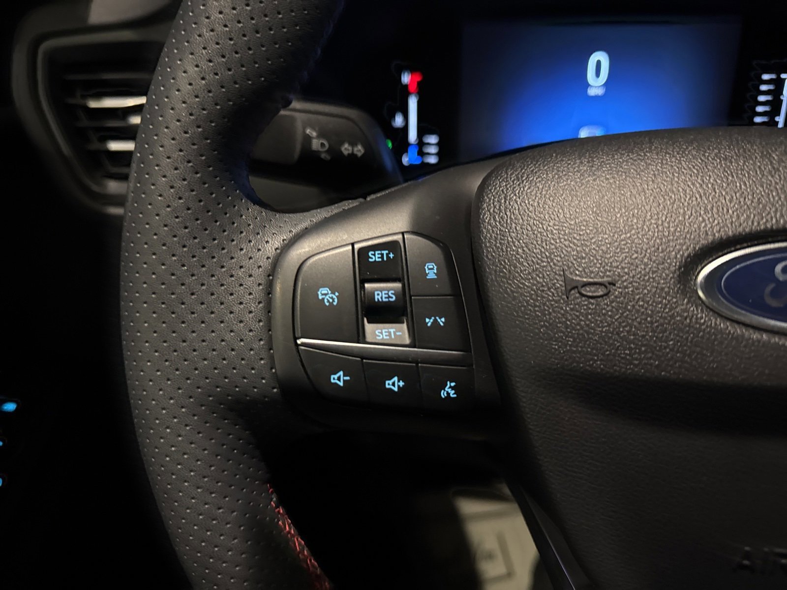 Certified 2023 Ford Escape ST-Line w/ Tech Pack #1 image 28