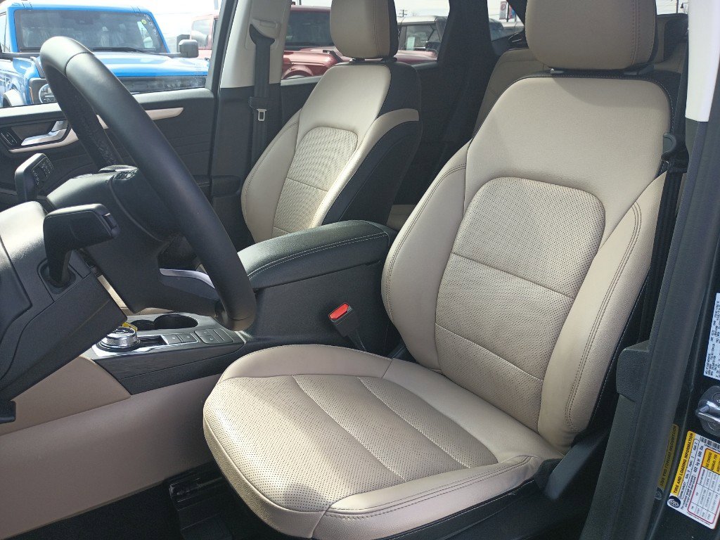 Certified 2022 Ford Escape SEL w/ Technology Package image 15