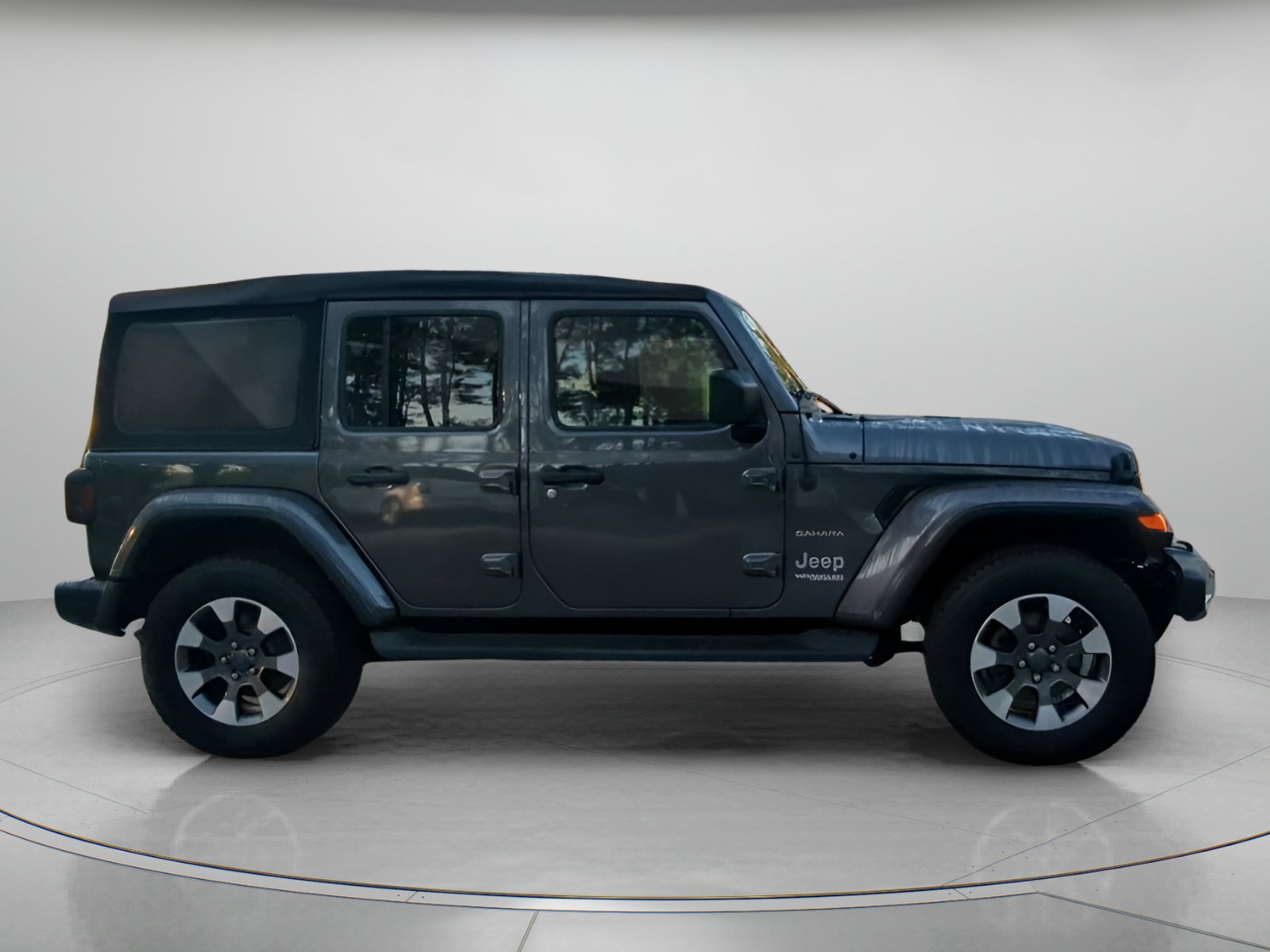 Used 2022 Jeep Wrangler Unlimited Sahara AWD/4WD image 33