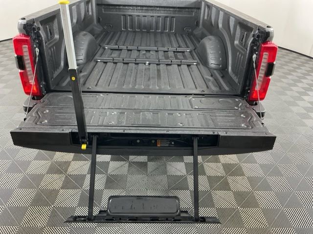 Certified 2023 Ford F350 Lariat w/ Lariat Ultimate Package AWD/4WD image 8