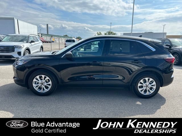 Certified 2023 Ford Escape Active FWD image 2