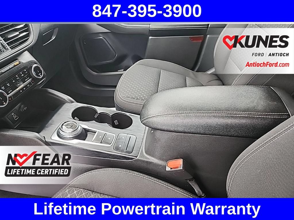 Certified 2024 Ford Escape Active AWD/4WD image 30