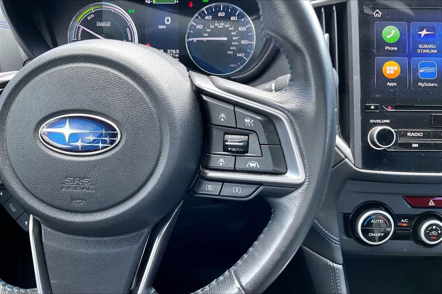 Used 2022 Subaru Crosstrek Hybrid AWD/4WD image 25