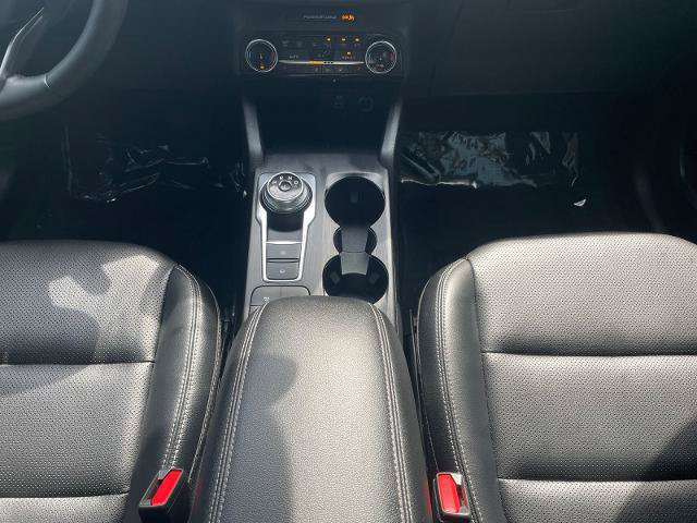 Certified 2022 Ford Escape SEL w/ Technology Package FWD image 11