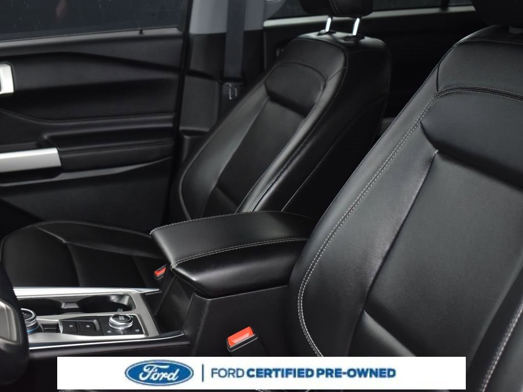 Certified 2023 Ford Explorer XLT w/ Equipment Group 202A image 7