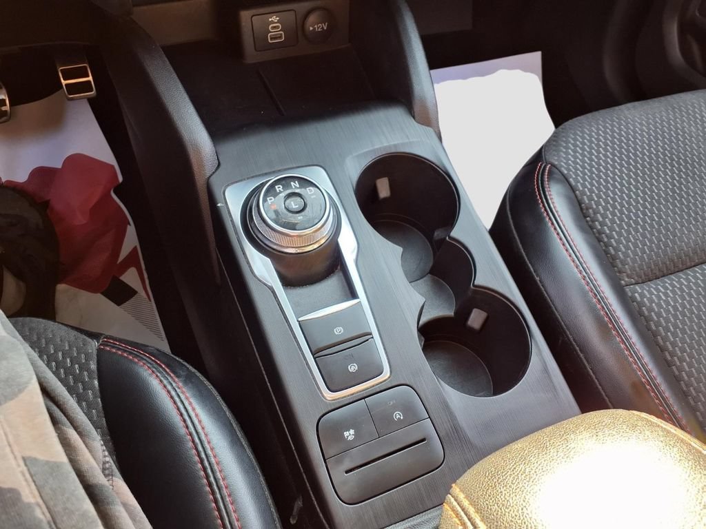Certified 2024 Ford Escape ST-Line AWD/4WD image 16