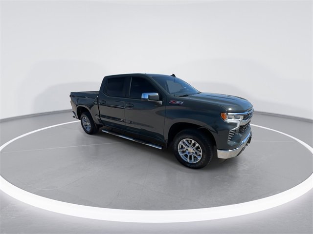 Used 2025 Chevrolet Silverado 1500 LT w/ Z71 Off-Road Package image 2