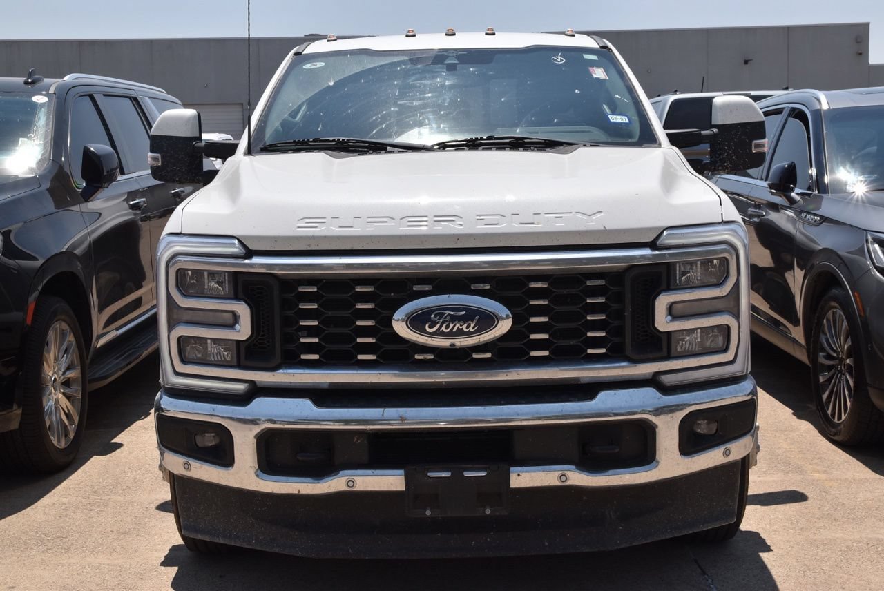 Certified 2023 Ford F350 Lariat w/ Lariat Ultimate Package AWD/4WD image 3