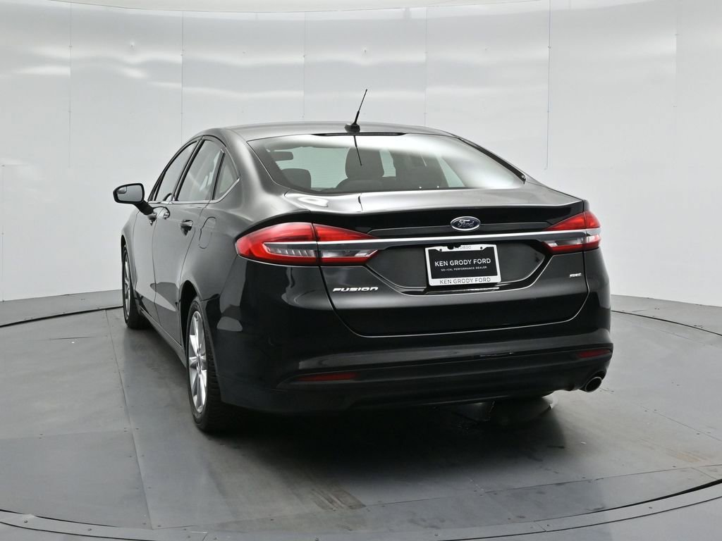 Certified 2017 Ford Fusion SE image 26
