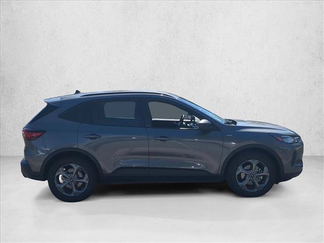 Certified 2025 Ford Escape ST-Line w/ Equipment Group 301A FWD image 4