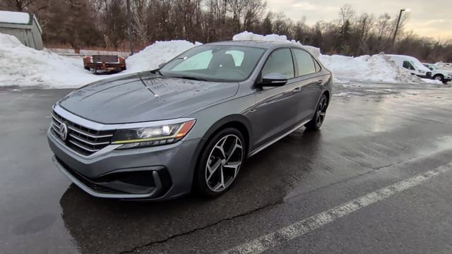 Used 2021 Volkswagen Passat 2.0T R-Line image 5