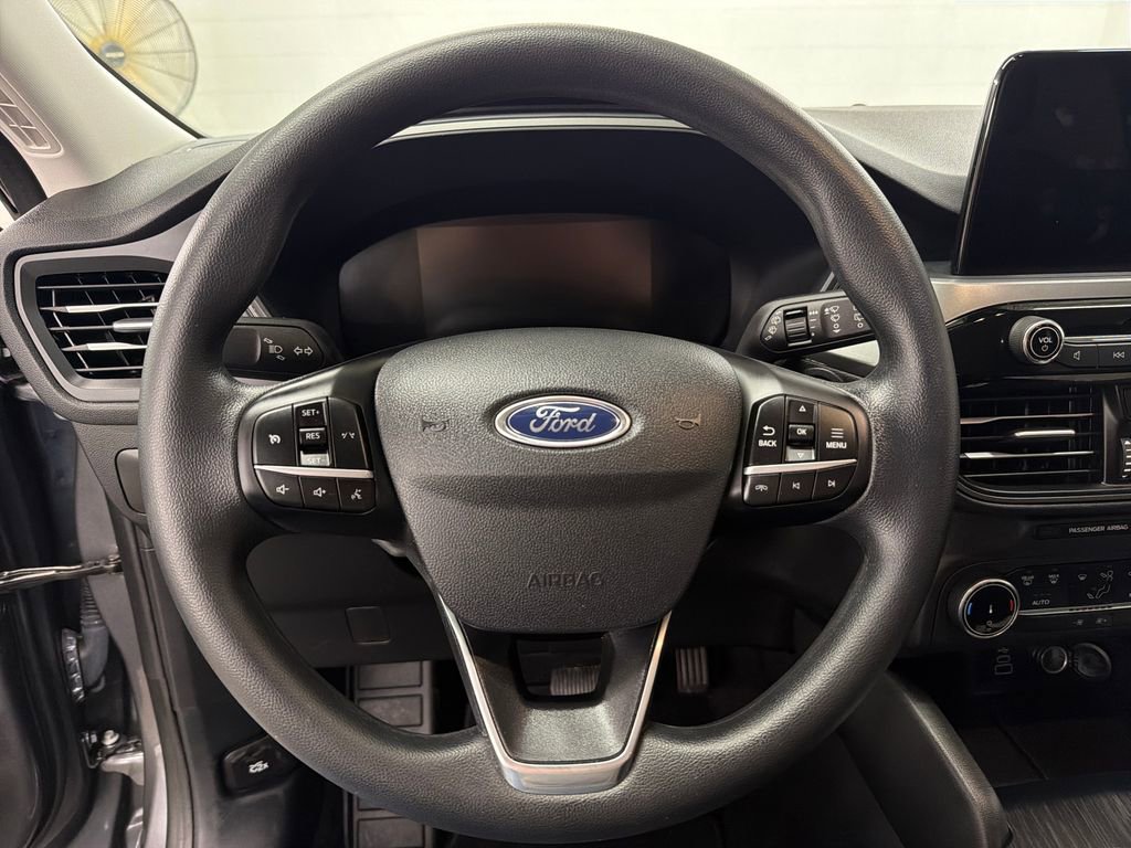 Certified 2025 Ford Escape Active FWD image 18