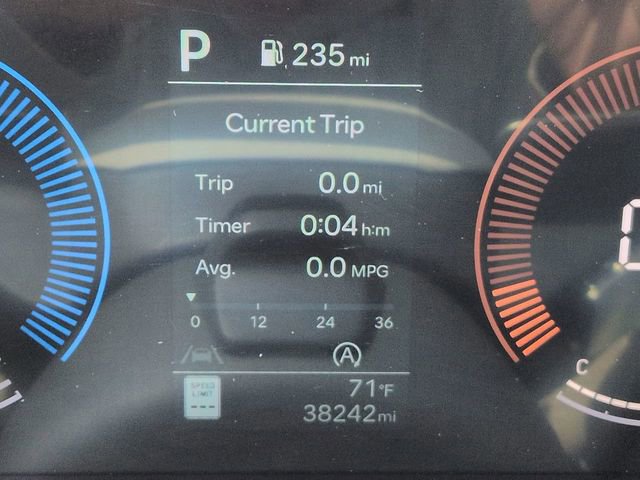 Used 2025 Hyundai Santa Fe SEL image 33