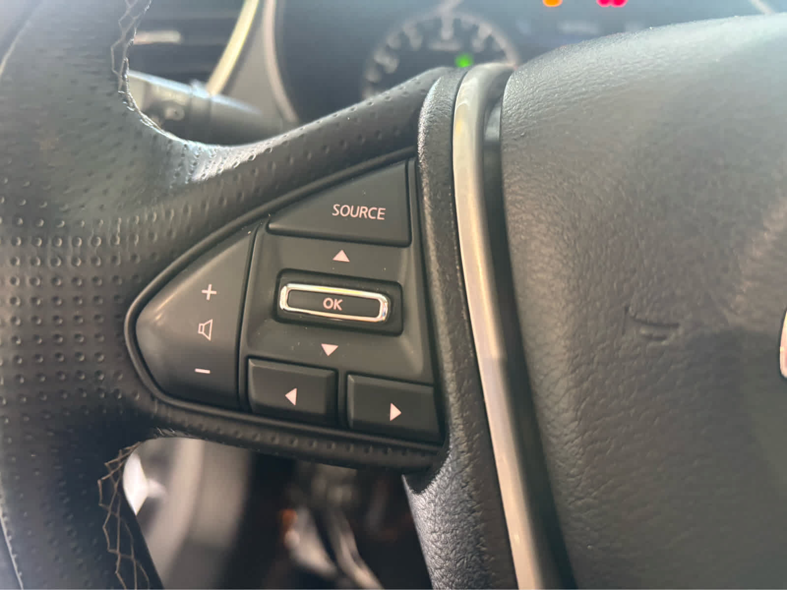 Used 2017 Nissan Maxima Platinum FWD image 15