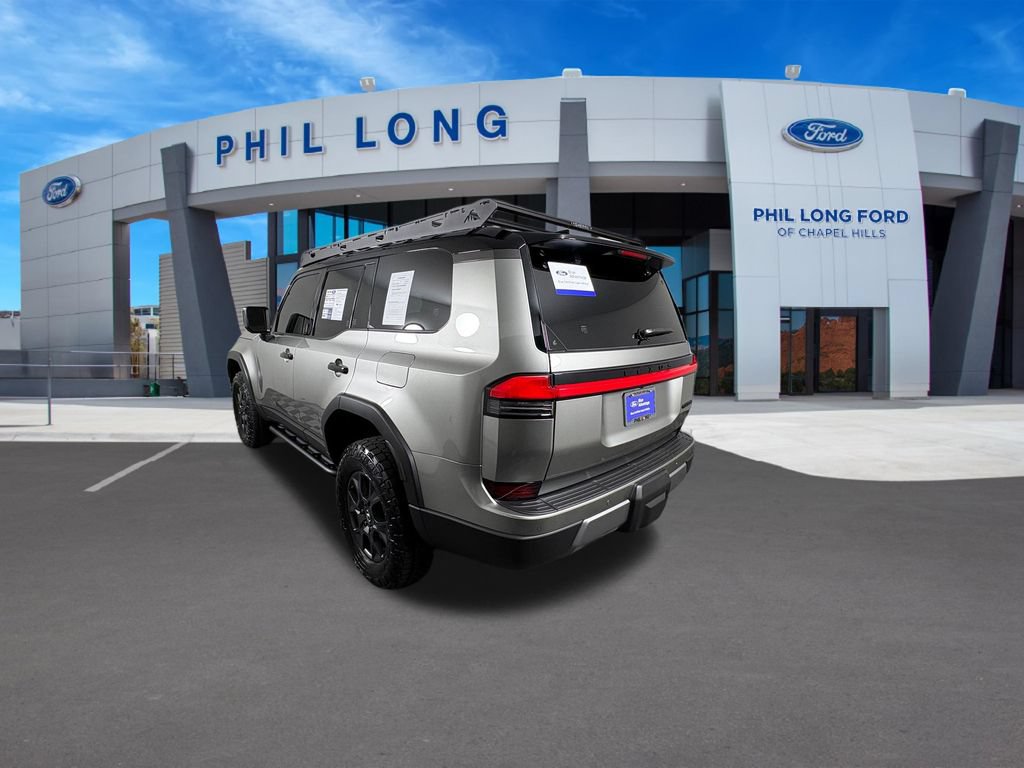 Used 2025 Lexus GX 550 w/ Accessory Package (CT) AWD/4WD image 3