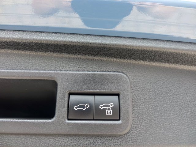 Used 2025 Toyota 4Runner TRD Sport Premium AWD/4WD image 32