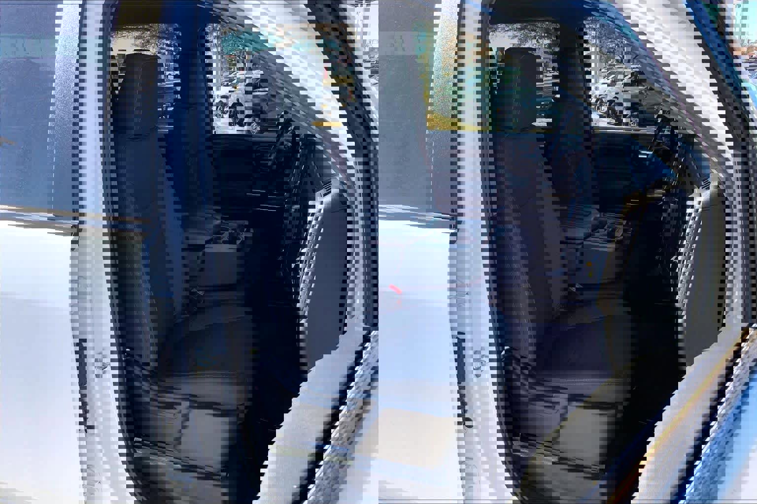 Used 2022 Chevrolet Silverado 2500 LT w/ All Star Edition image 8