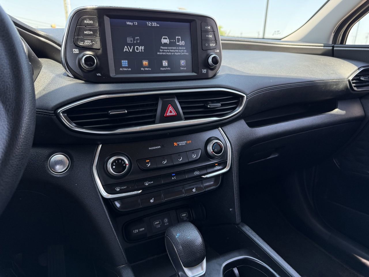 Used 2019 Hyundai Santa Fe SEL FWD image 16