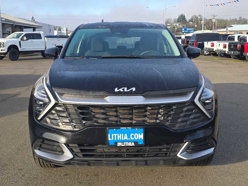 Used 2024 Kia Sportage LX image 8