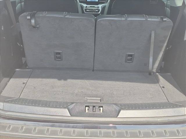 Certified 2022 Ford Explorer XLT w/ Equipment Group 202A AWD/4WD image 6