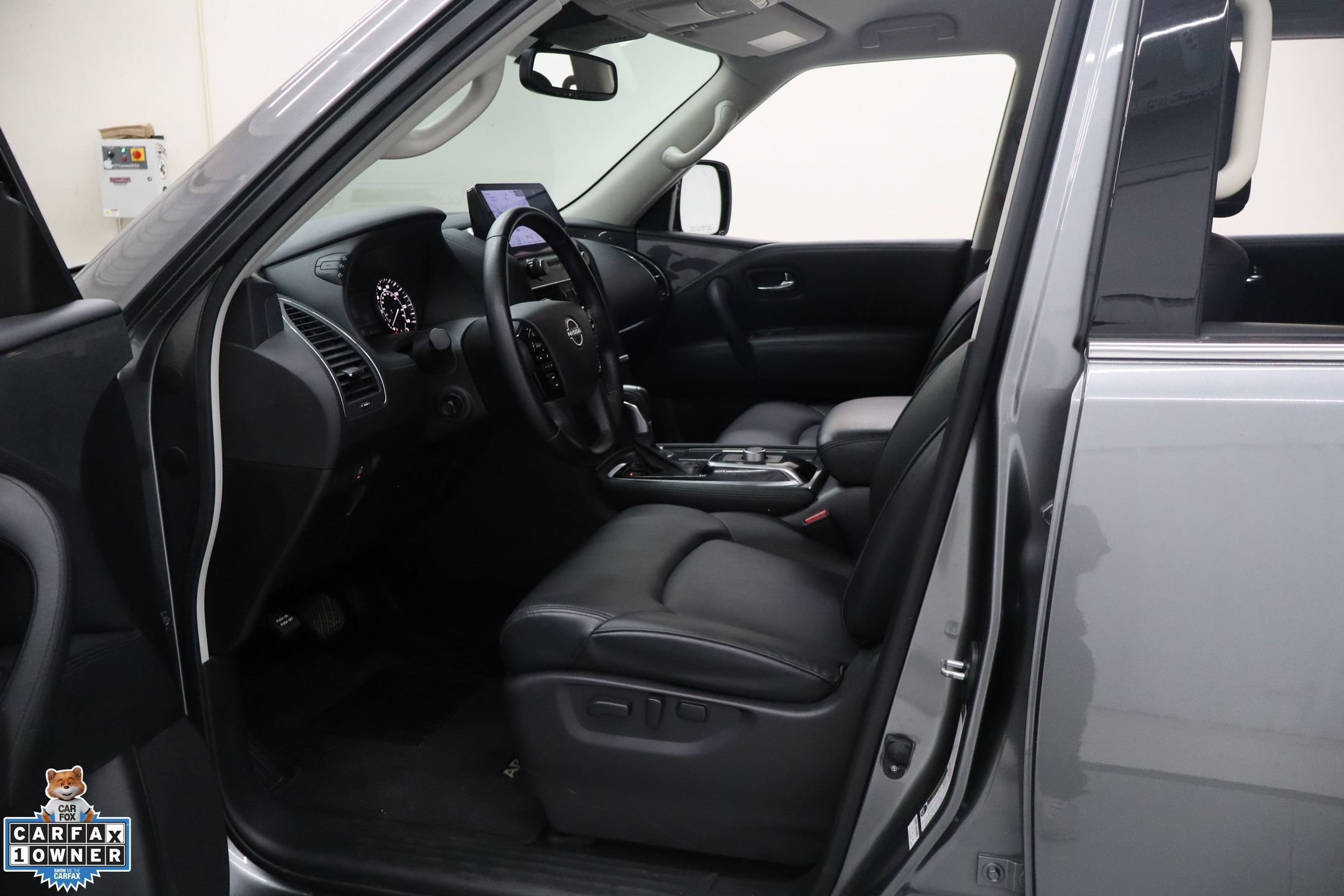 Used 2024 Nissan Armada SV w/ Cargo Package AWD/4WD image 24