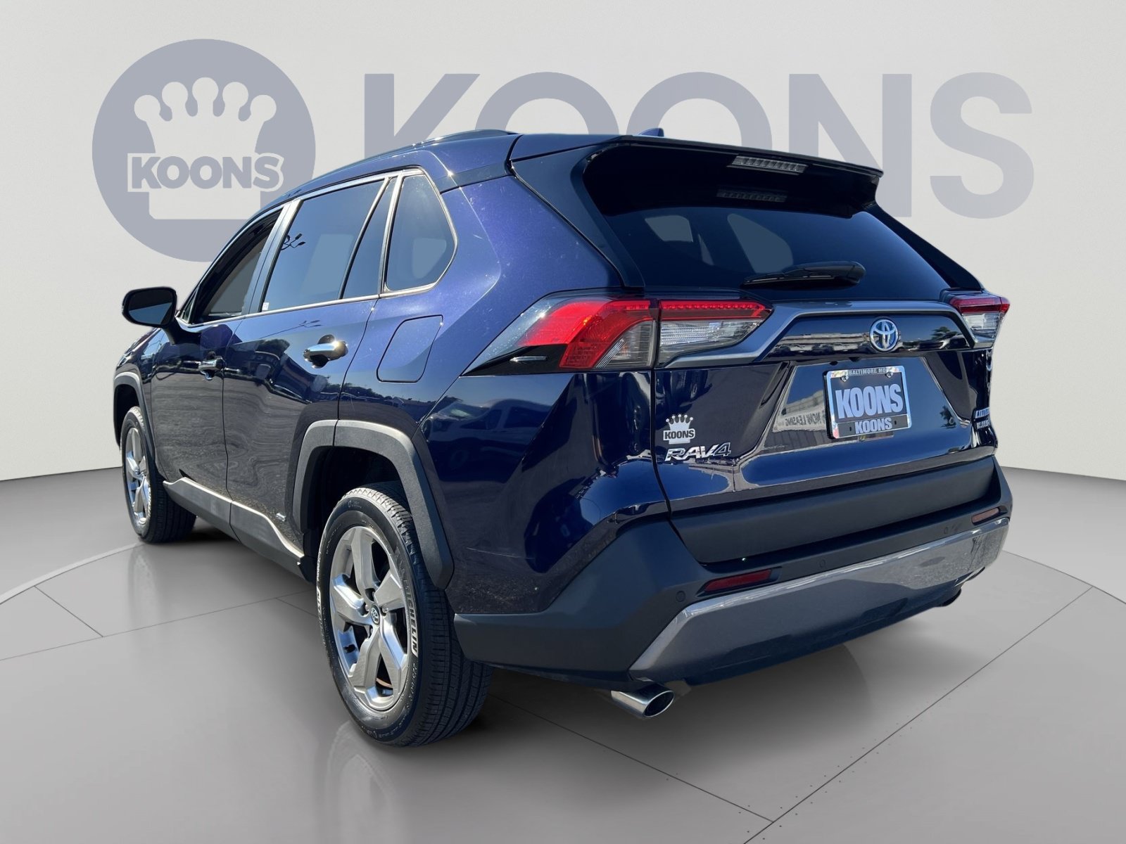 Used 2020 Toyota RAV4 Limited w/ Limited Grade Weather Package AWD/4WD image 4