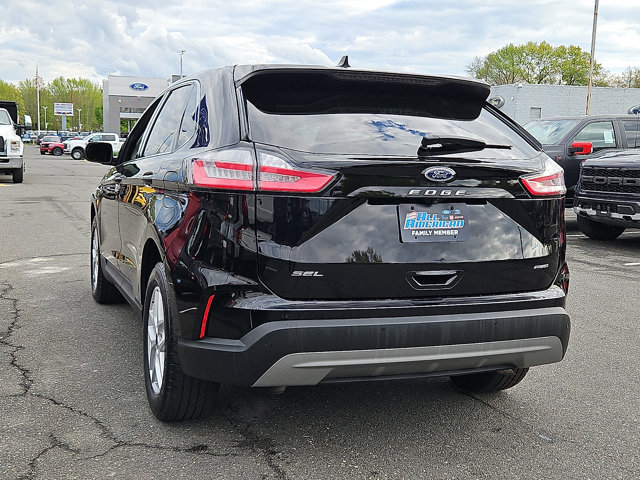 Certified 2022 Ford Edge SEL w/ Convenience Package AWD/4WD image 8